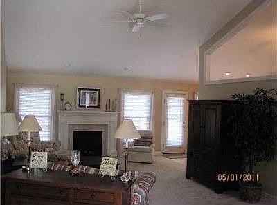 3rd image of 18219 Annettas Way
