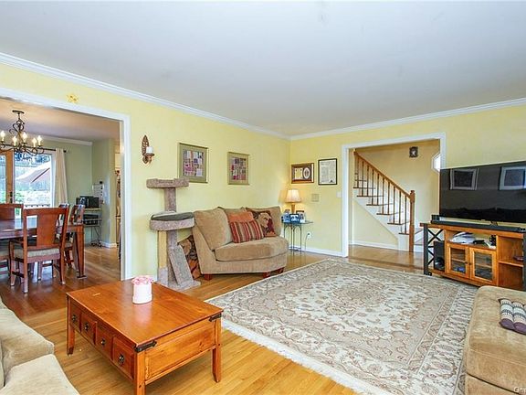 5th image of 99 Woodruff Ave