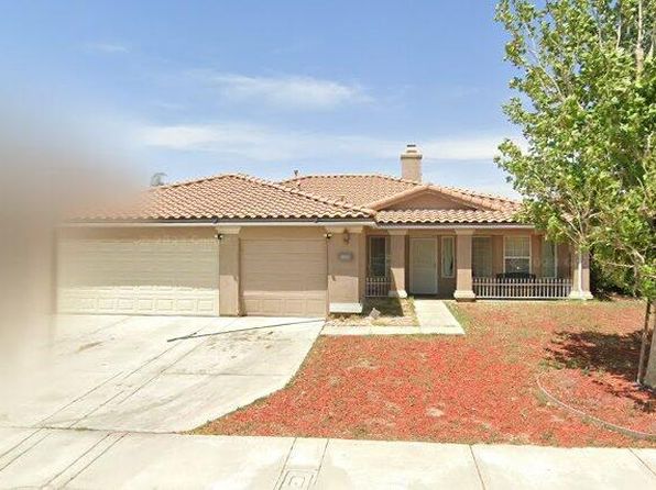 5647 Lighthouse Ln