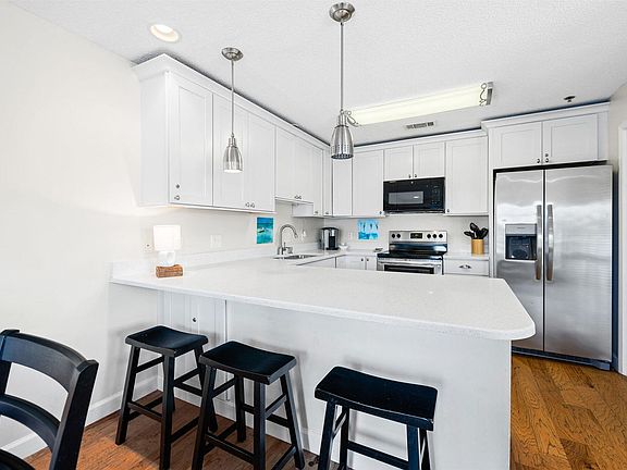 5th image of 144 Spires Ln Unit 201