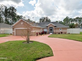 24 Rickenbacker Dr, Palm Coast, FL 32164