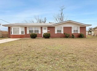 135 Santee Dr, Panama City, FL 32404