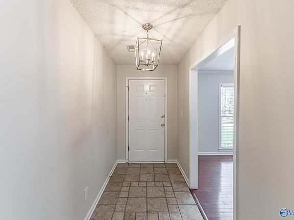 5th image of 1203 Morrow Dr SE