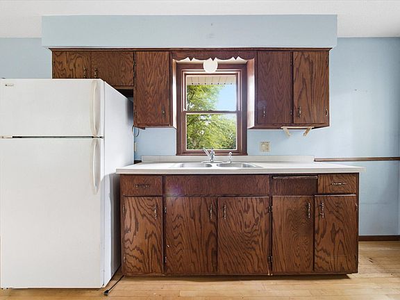 4th image of 23723 Unity St NW