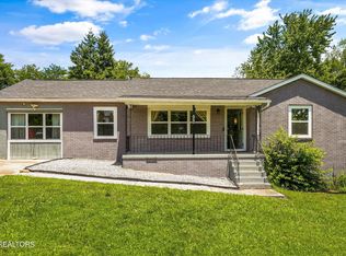 5604 Kentwood Rd, Knoxville, TN 37912