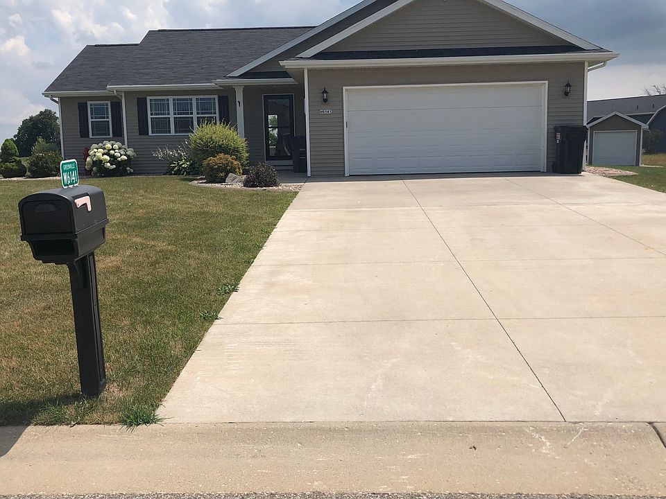 1st image of W6141 Sherwood Point Dr