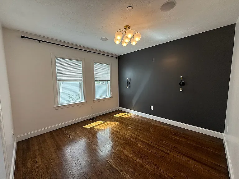 210 Cedar St #1 — Photo 7