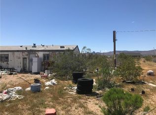305 S Concho Rd, Golden Valley, AZ 86413