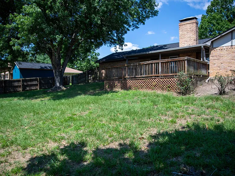 9319 Kelly Green St — Photo 18