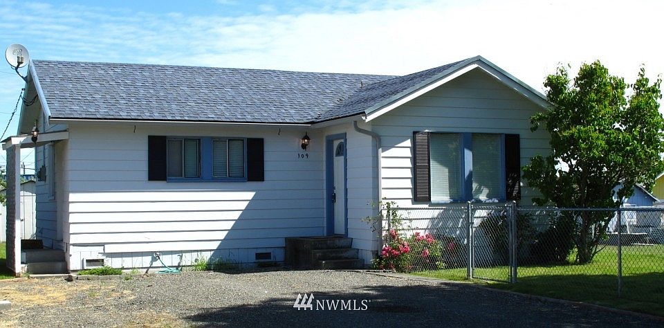 1st image of 109 Orcas Avenue