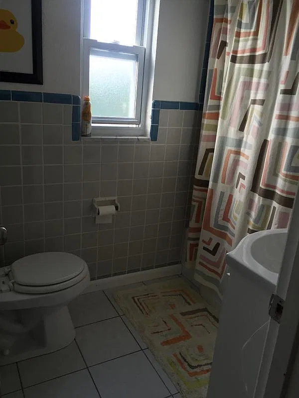 2 bed, 1.5 bath, 1000 sqft, $1,600 — Photo 4