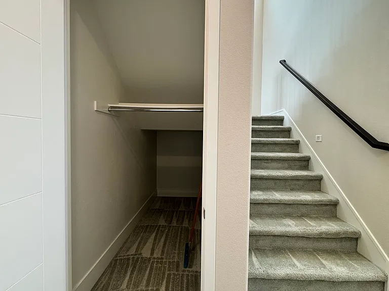 66 Ray — Photo 14