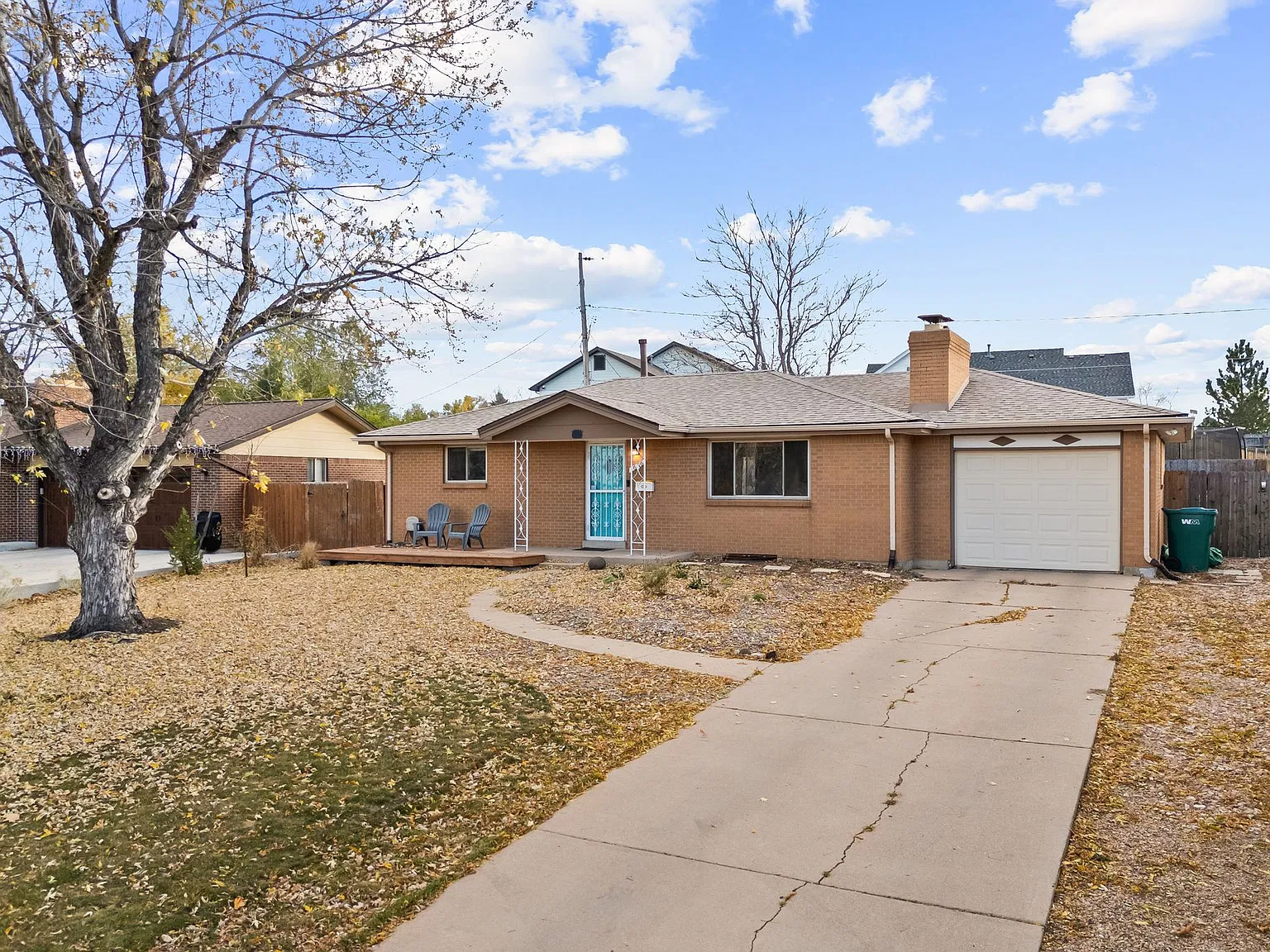 1686 S Balsam Ct — Photo 3