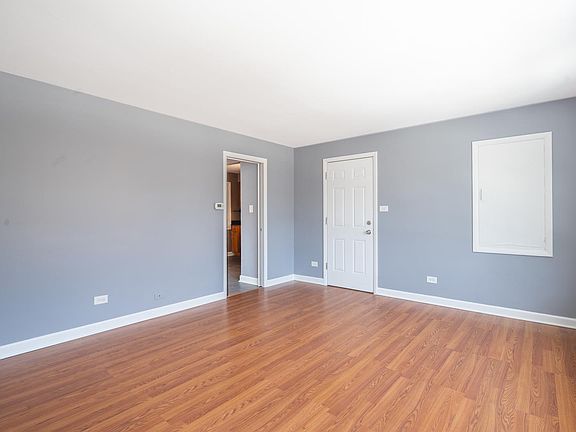 4th image of 6406 S Albany Ave #2