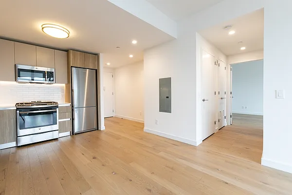 Rented by Stonehenge NYC LLC | media 7