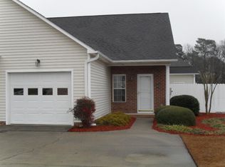 2089 Briarwood Dr, Kinston, NC 28501