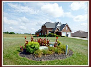 136 Jerrimac Ln, Dandridge, TN 37725