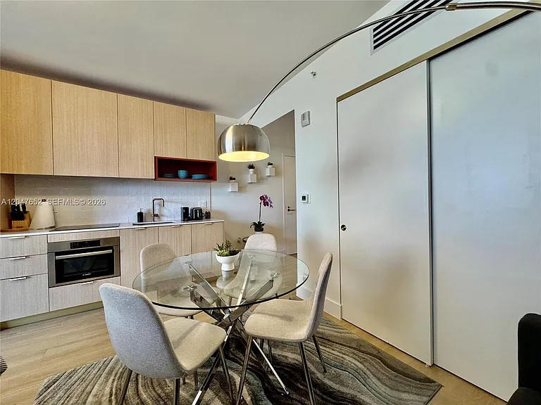 90 NE 32nd St #613 — Photo 8