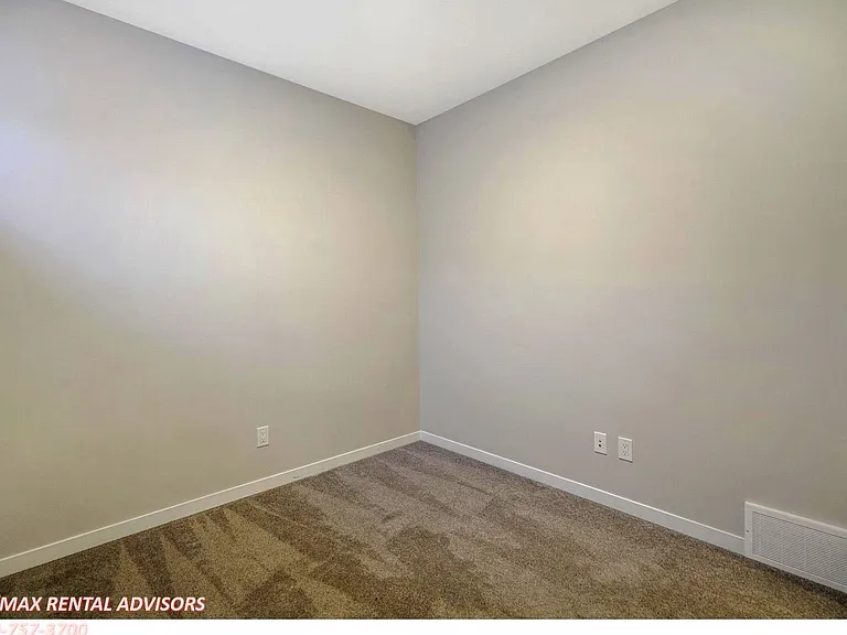 9495 229th St NW #BASEMENT — Photo 6