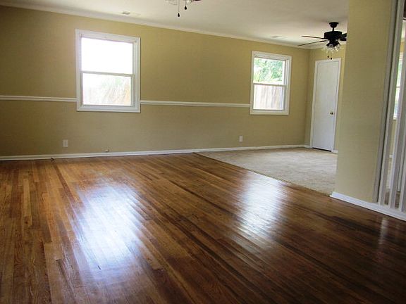 2nd image of 1813 Oriole Ave
