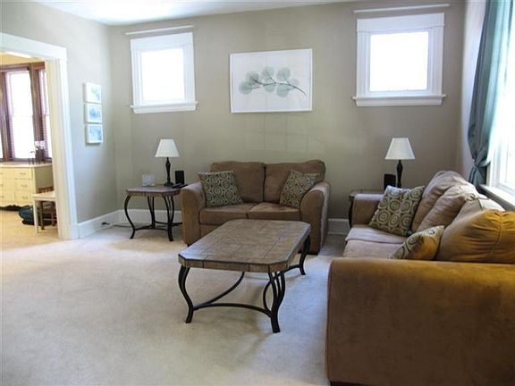4th image of 2880 Romana Pl