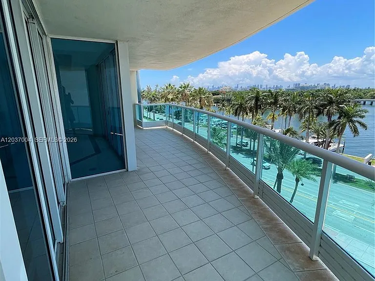 5025 Collins Ave #601 — Photo 33