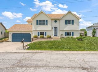 377 Rainier Rd, Valparaiso, IN 46385