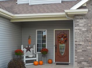 419 Westward Dr, Butler, IN 46721