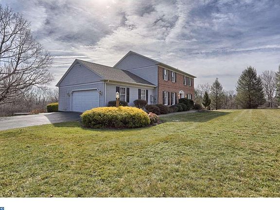 2nd image of 2430 Welsh Rd