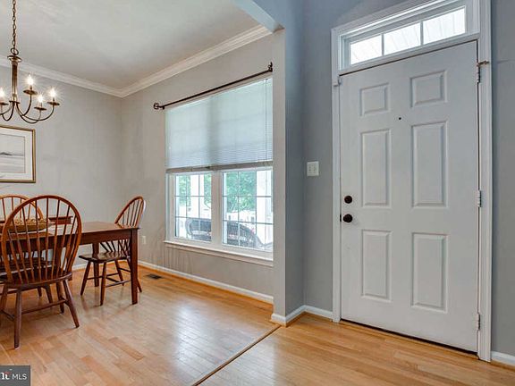4th image of 9388 Hersch Farm Ln