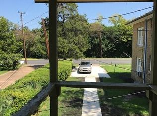 1632 Avenue O #D, Huntsville, TX 77340