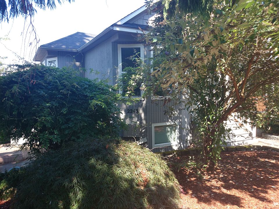 2nd image of 2243 14th Ave W