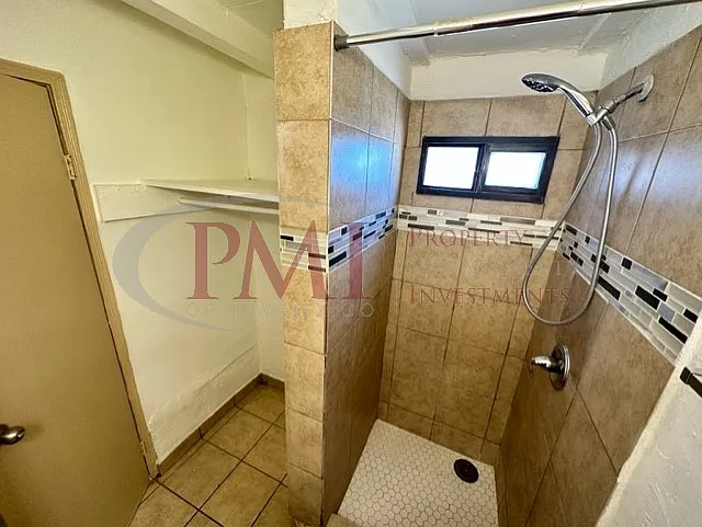 2106 College Street #12 — Photo 20