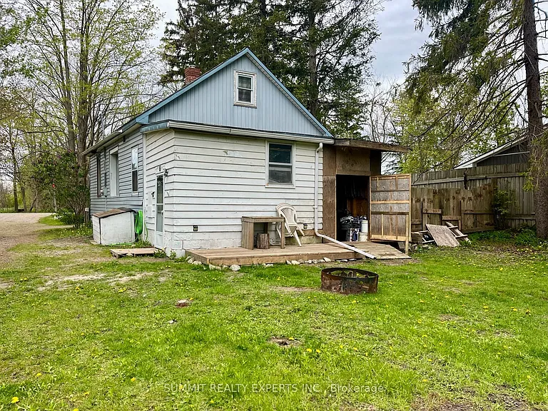 2798 Dingman Dr — Photo 18