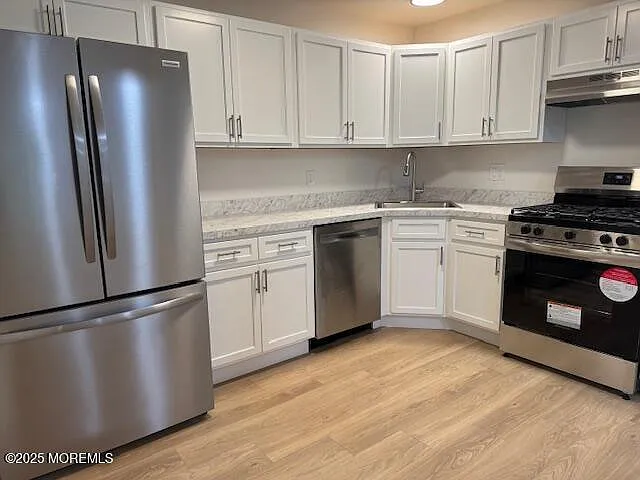 709 Zlotkin Cir #5 — Photo 17