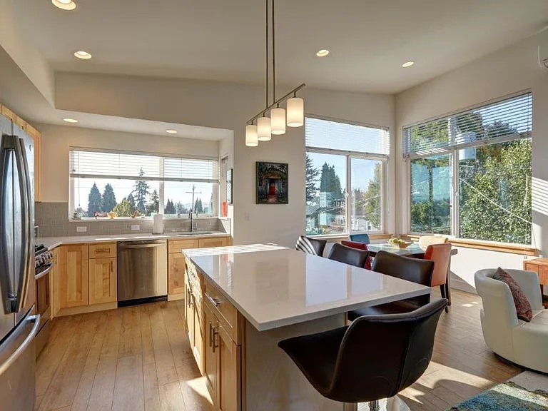 5513 35th Ave NE #2 — Photo 7
