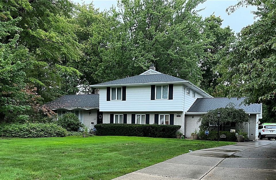 1st image of 1012 W Mill Dr