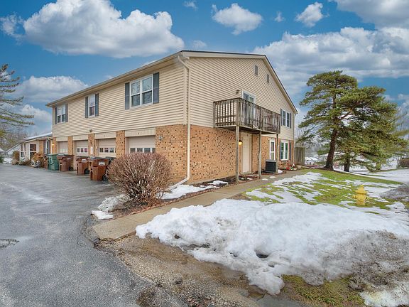 2nd image of 4233 Briarwood Dr APT 3