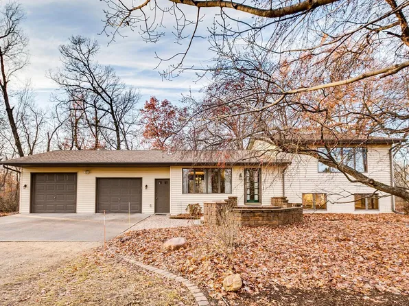 37626 Elk Ave, North Branch, MN 55056