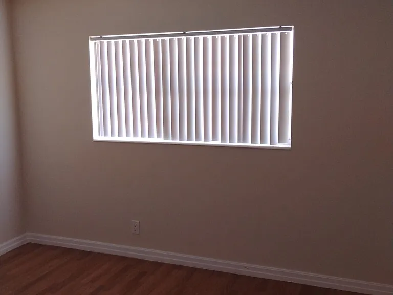 5011 W Oakland Park Blvd #203 — Photo 22
