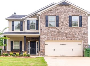 103 Cove Creek Dr, Opelika, AL 36801