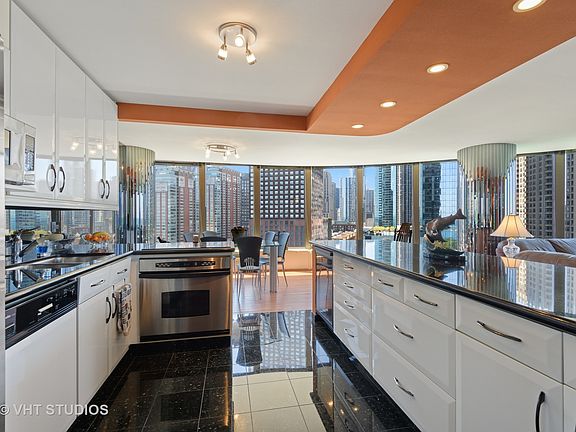 5th image of 505 N Lake Shore Dr APT 1516-17