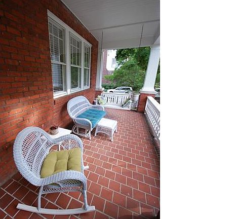 3rd image of 1301 W 43rd St