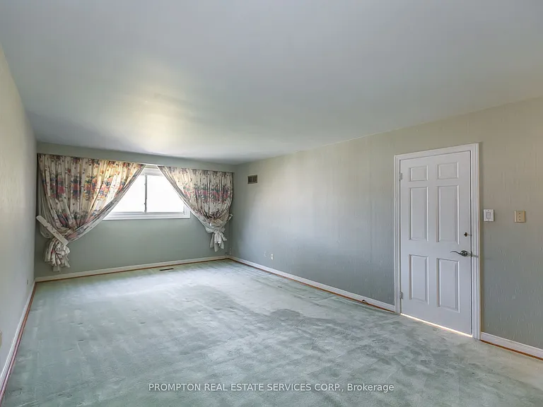 4 Sagewood Dr — Photo 16