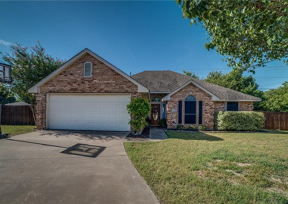 1st image of 506 Wild Springs Dr