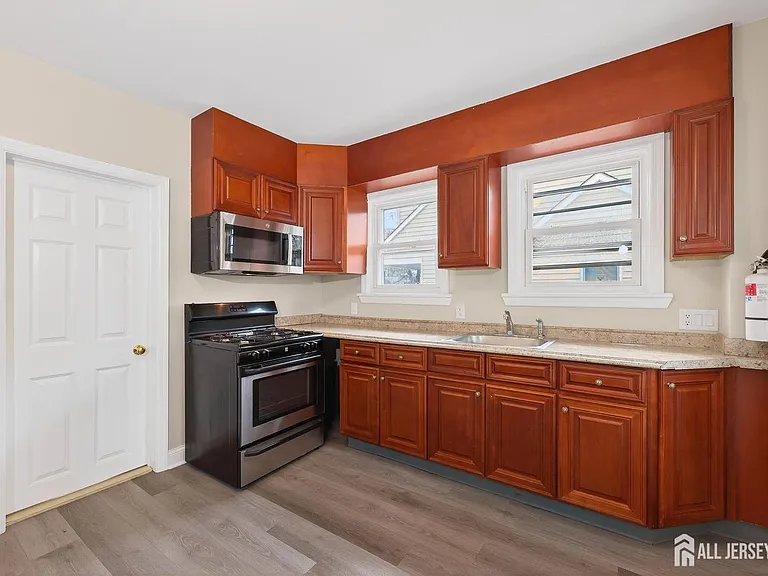 119 Vogel Pl — Photo 19