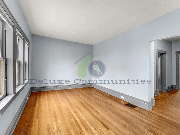 745 Jackson St NW — Photo 10