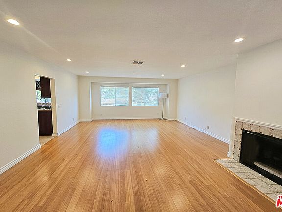 4th image of 1454 E Orange Grove Blvd APT 1