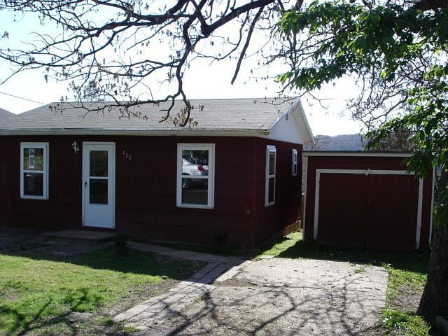 Driveway Entry