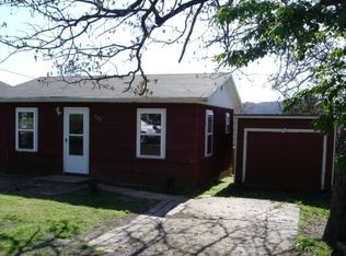 122 Saint Joseph, Forsyth, MO 65653